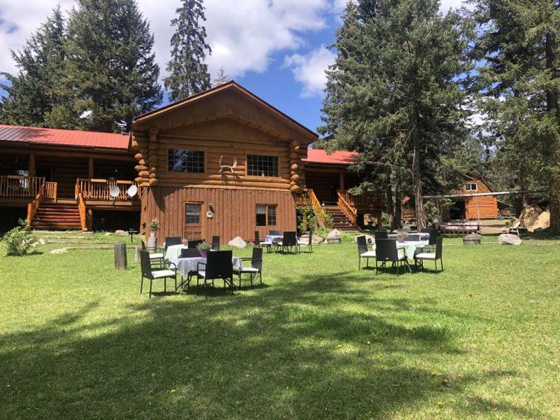 Beaver Guest Ranch Bridge Lake Экстерьер фото